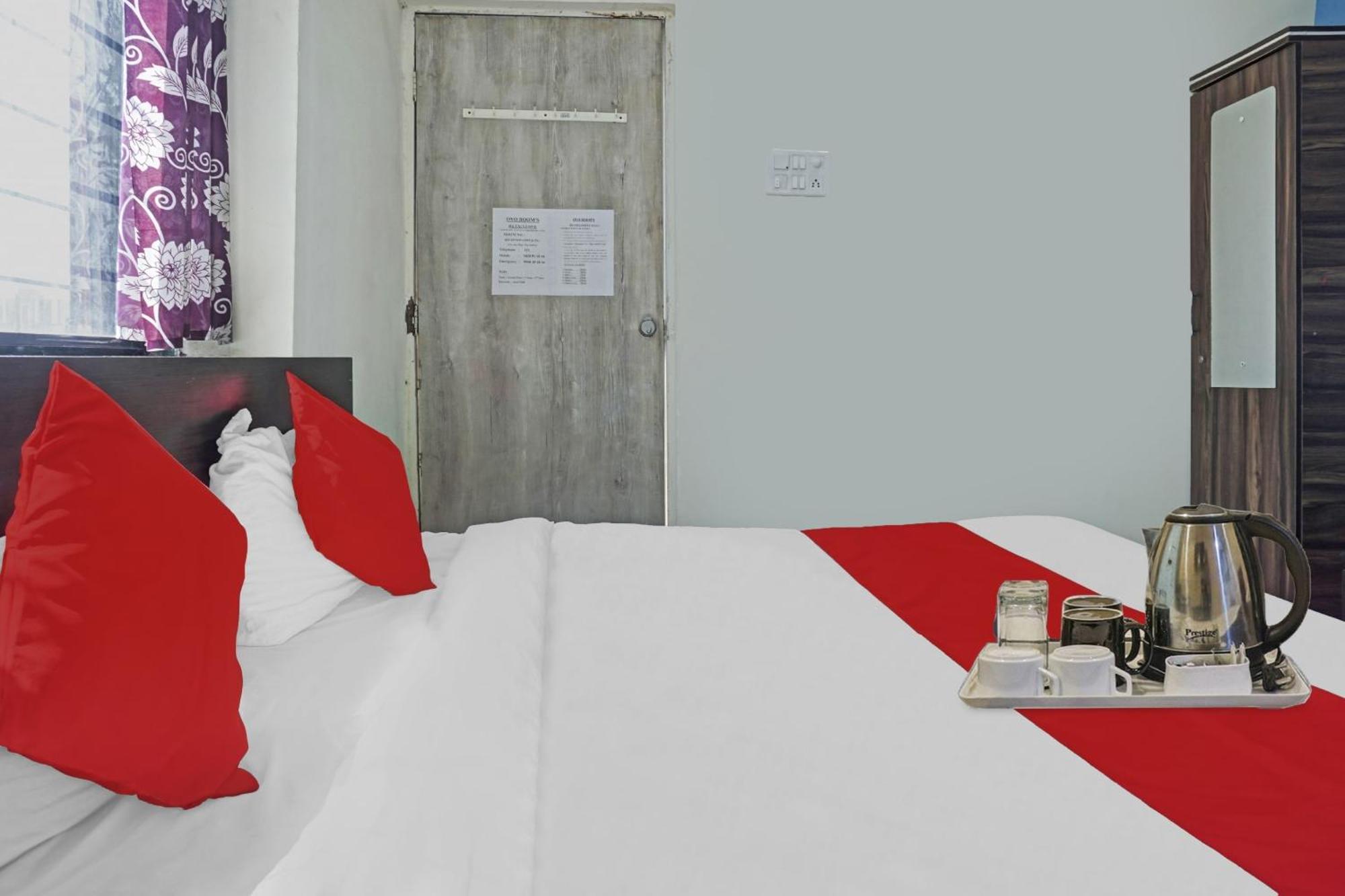 Hotel O R K Exclusive Hinjawadi Bagian luar foto