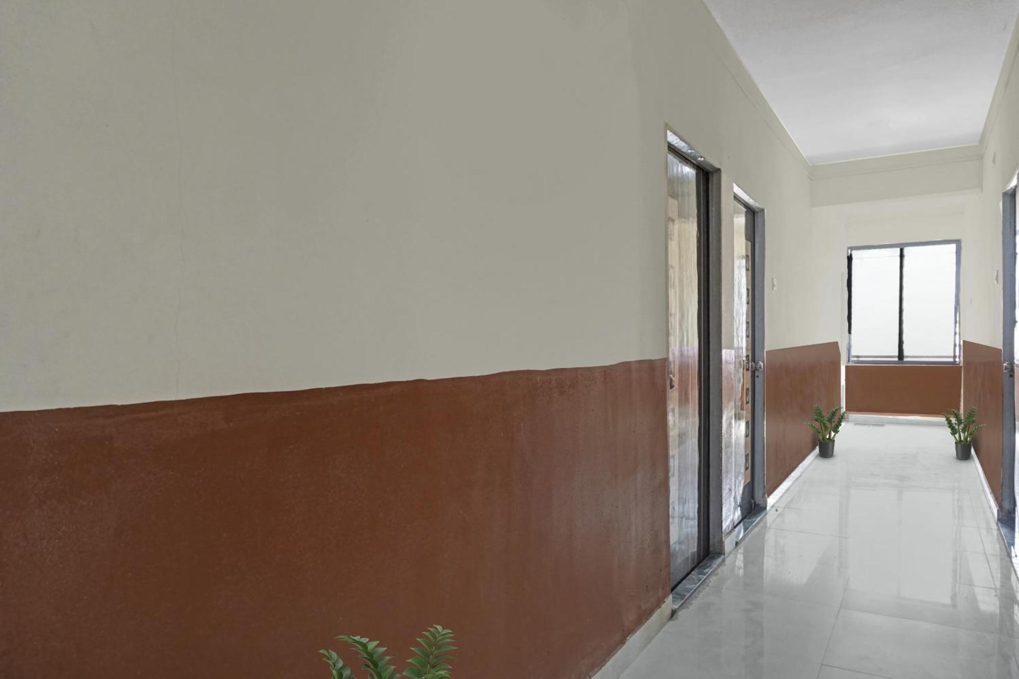 Hotel O R K Exclusive Hinjawadi Bagian luar foto