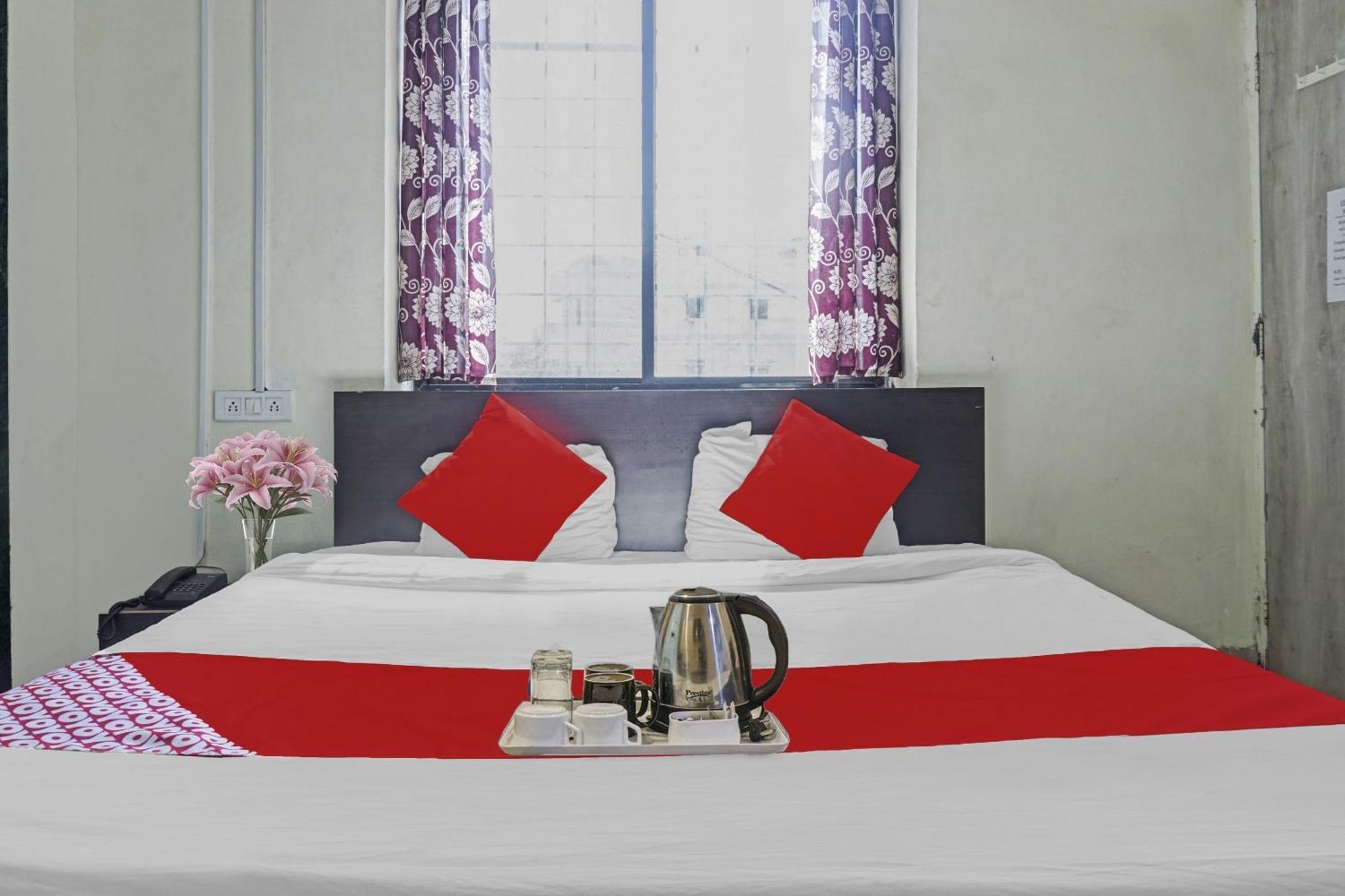Hotel O R K Exclusive Hinjawadi Bagian luar foto