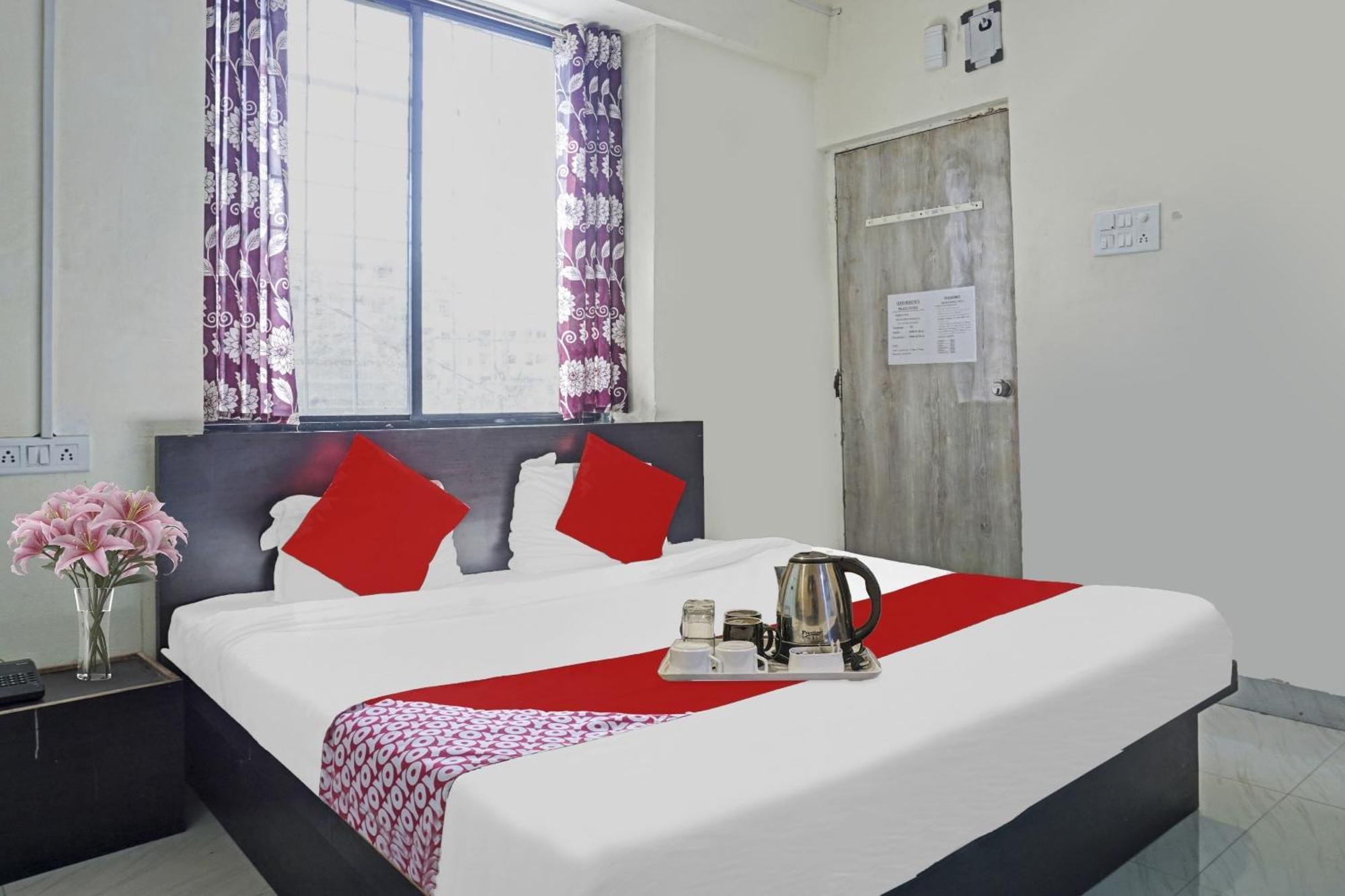 Hotel O R K Exclusive Hinjawadi Bagian luar foto
